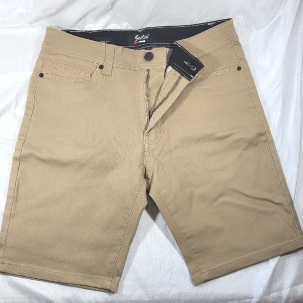 Switch Remarkable Men's Slim Fit Stretch 9" Bermuda Shorts - Tan - Sz 30 - NWOT